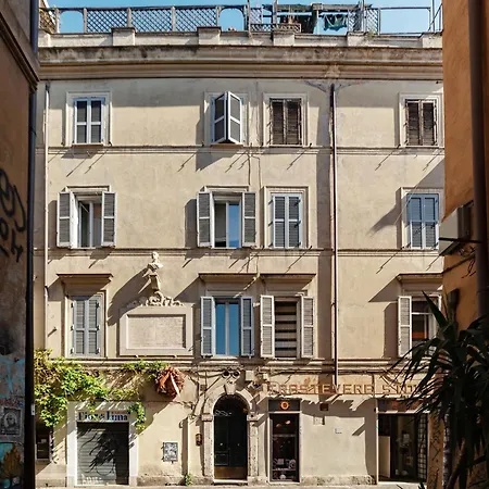 Guesthost - Stunning In Trastevere *