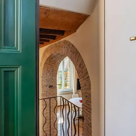 Guesthost - Stunning In Trastevere Apartment *